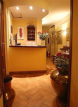 B&B Conte Cavour Napels Buitenkant foto