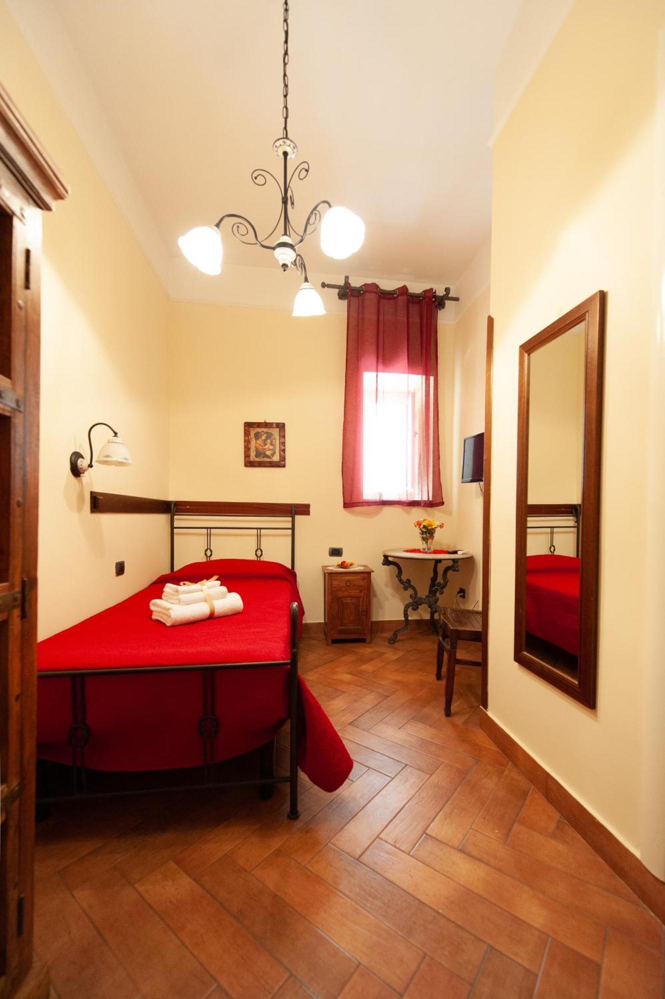 B&B Conte Cavour Napels Buitenkant foto