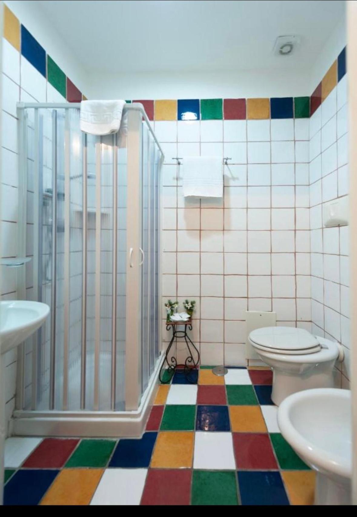 B&B Conte Cavour Napels Buitenkant foto