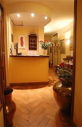 B&B Conte Cavour Napels Buitenkant foto